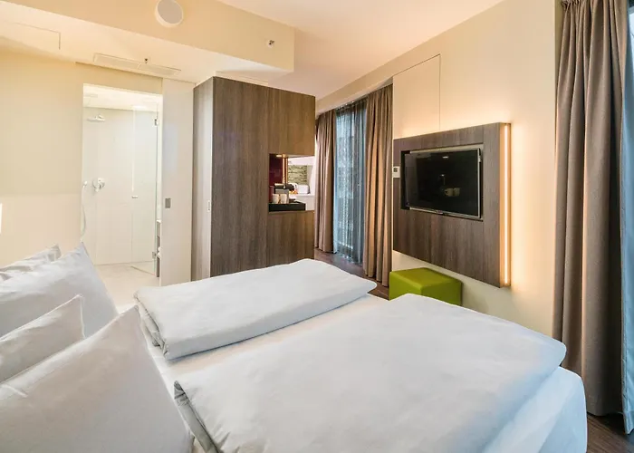 Western Airport Frankfurt 3*