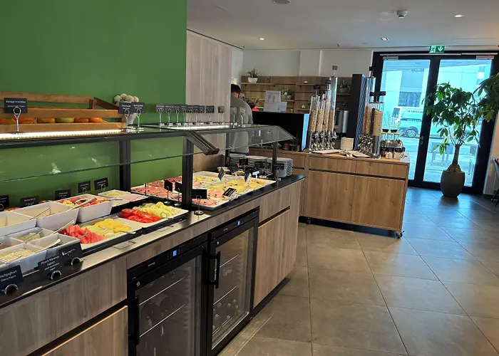 Western Airport Frankfurt 3*
