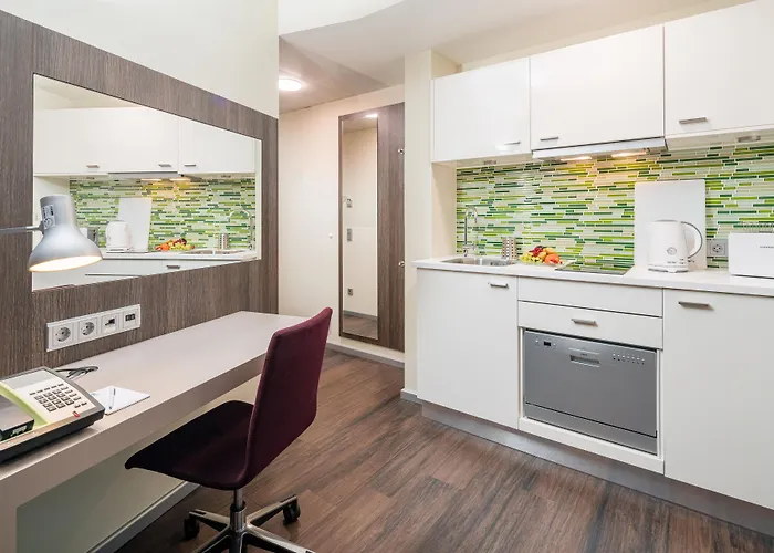 Western Airport Frankfurt 3*